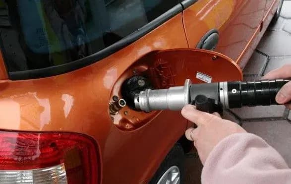 v-amku-nazvali-tikh-khto-bezpidstavno-nakruchuvav-tsini-na-avtogaz