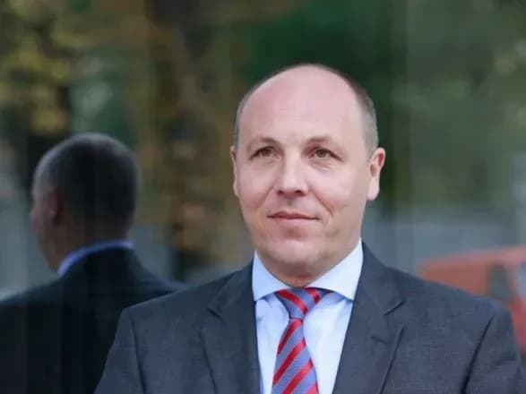 ukrayina-potrebuye-dopomogi-sb-u-vidnovlenni-naselenikh-punktiv-na-donbasi-parubiy