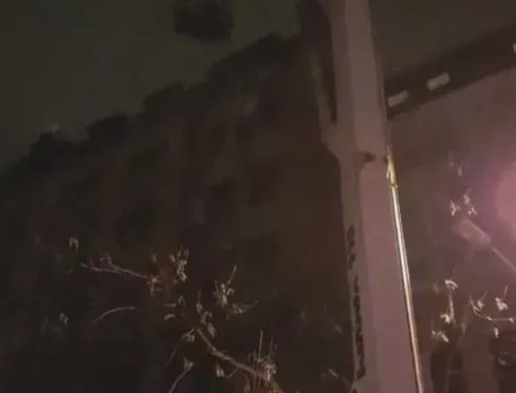 u-tsentri-stolitsi-gorit-zhitloviy-budinok