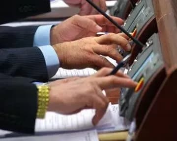 rada-planuye-vregulyuvati-osnovni-zasadi-zdiysnennya-derzhavnogo-kontrolyu-kormiv