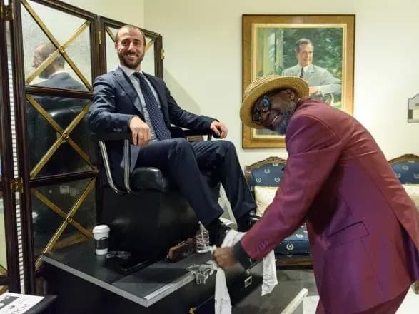 pokhvaliv-sebe-sam-ribalka-vvazhaye-scho-yogo-zvilnili-ne-cherez-spravi-ordlo-a-cherez-velikiy-profesionalizm