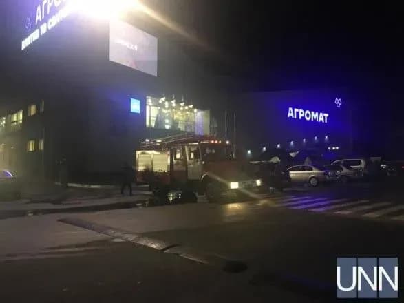 pozhezhu-u-velikomu-stolichnomu-tts-plitki-ta-santekhniki-likviduvali