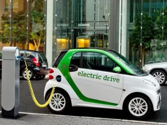 v-ukrayini-kilkist-shanuvalnikiv-elektrokariv-zrosla-udvichi