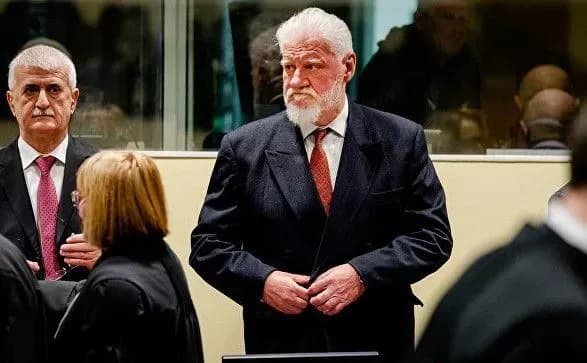 khorvatskiy-general-vipiv-na-sudi-u-gaazi-smertelni-khimikati
