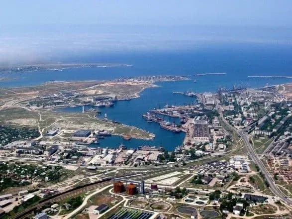 kompaniya-z-kipru-privlasnila-mayzhe-10-ga-rekreatsiynikh-zemel-krimu