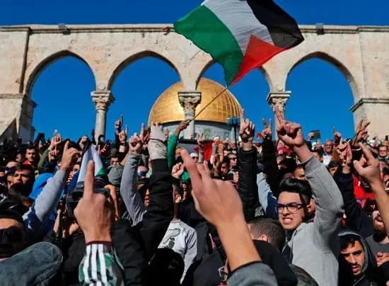 u-zitknennyakh-mizh-palestintsyami-ta-silovikami-postrazhdali-desyatki-lyudey