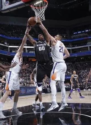 len-prodemonstruvav-stovidsotkoviy-pokaznik-vluchan-u-matchi-nba