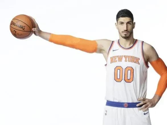 gravets-nba-mozhe-potrapiti-zagrati-cherez-obrazu-erdogana