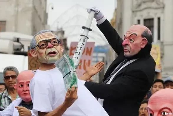 na-aktsiyakh-protestu-u-peru-stalisya-sutichki