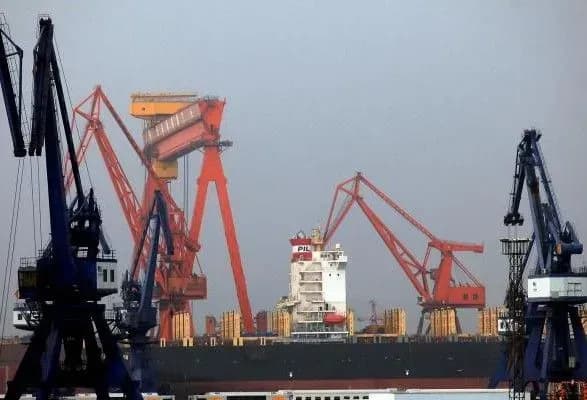 rosiyu-zapidozrili-u-postavkakh-nafti-kndr-v-obkhid-sanktsiy