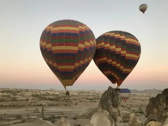 padinnya-povitryanoyi-kuli-u-yegipti-zaareshtovano-chotirokh-osib