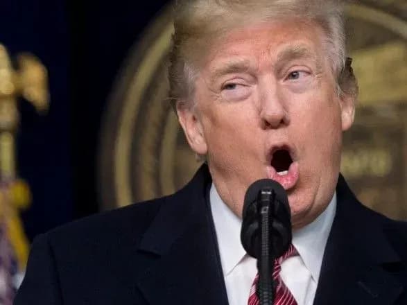 tramp-nazvav-maloymovirnim-dopit-u-spetsprokurora-v-rosiyskiy-spravi