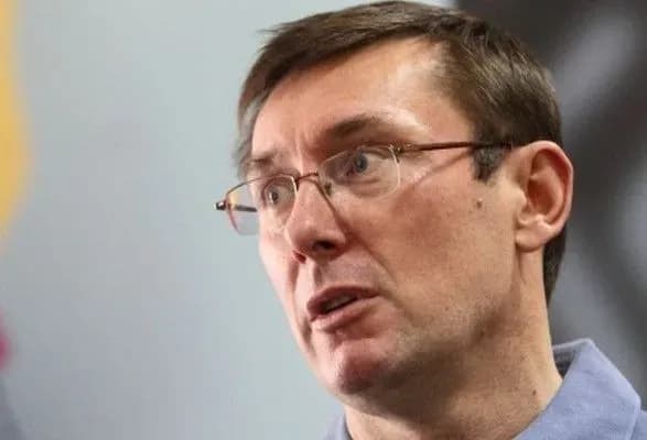 lutsenko-protses-nad-yanukovichem-dlya-vsikh-kolishnikh-i-maybutnikh-kerivnikiv