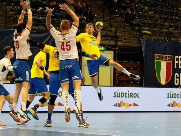 gandbolna-zbirna-ukrayini-z-peremogi-startuvala-u-vidbori-na-chs-2019