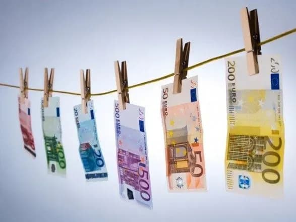 v-ispaniyi-rozsliduyut-vidmivannya-30-mln-yevro-chinovnikami-z-rosiyi