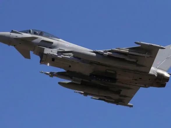 u-britaniyi-povidomili-pro-perekhoplennya-rosiyskikh-litakiv