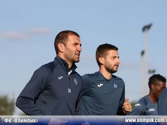 dvoye-futbolistiv-pokinuli-stan-fk-olimpik