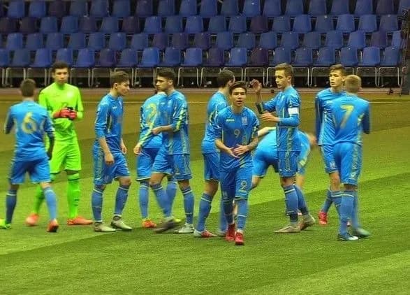 zbirna-ukrayini-u-17-zdobula-tretiy-pospil-vigrash-na-kubku-rozvitku-u-minsku
