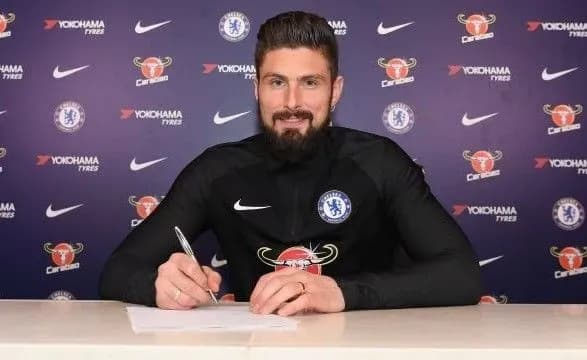 frantsuzkiy-napadnik-zhiru-stav-futbolistom-londonskogo-chelsi