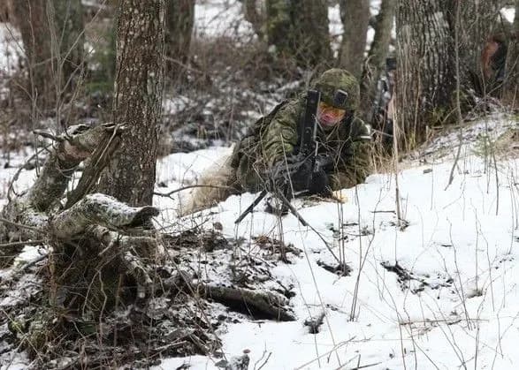 v-estoniyi-rozpochinayutsya-navchannya-za-uchastyu-viyskovosluzhbovtsiv-nato
