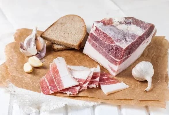 svinina-ta-salo-prodovzhuyut-biti-tsinovi-rekordi
