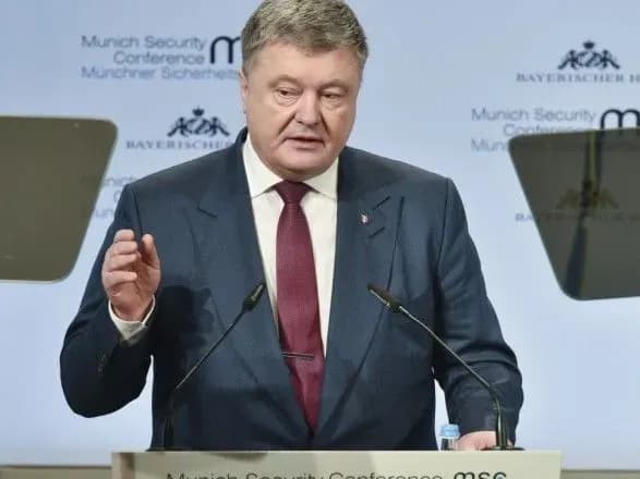 poroshenko-zaklikav-ne-viznavati-rosiyskikh-prezidentskikh-viboriv-v-okupovanomu-krimu-ta-ne-vidnovlyuvati-povnovazhennya-rf-u-parye