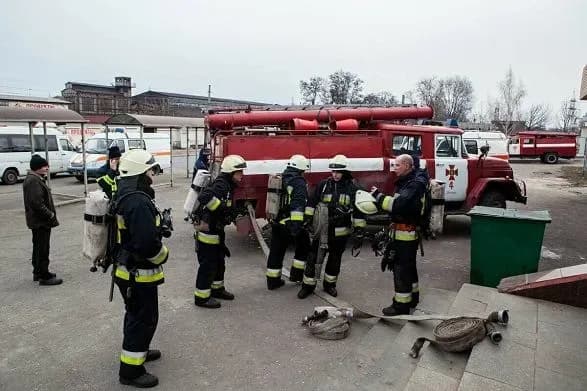 na-stantsiyi-dniprovskogo-metropolitenu-likviduvali-zadimlennya