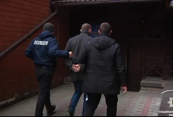 politsiya-u-dnipri-zatrimala-vbivtsyu-yakiy-nanis-zhertvi-30-udariv-nozhem