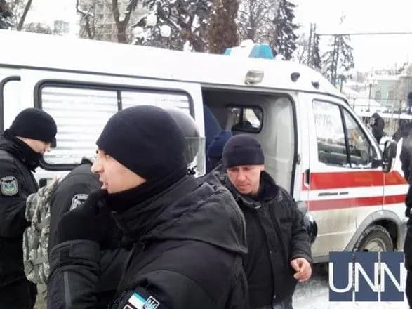 v-odnogo-z-postrazhdalikh-pid-vr-pravookhorontsiv-zlamana-klyuchitsya-nardep