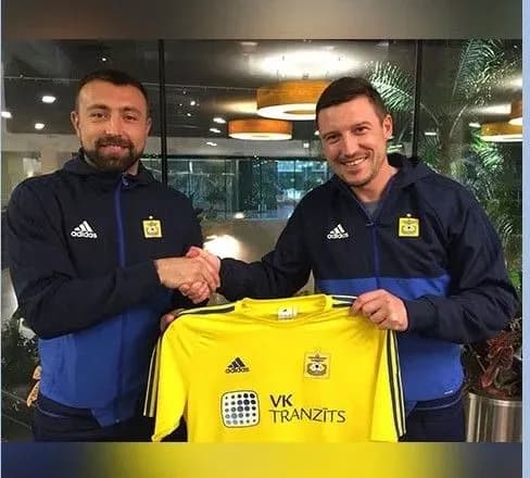 eks-forvard-zbirnoyi-ukrayini-stav-futbolistom-ventspilsa