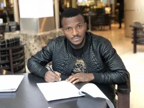 shakhtar-orenduvav-napadnika-manchester-siti