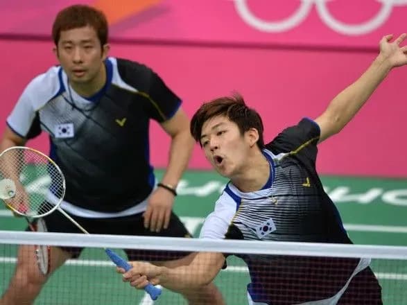 olimpiyskiy-prizer-z-badmintonu-pomer-u-vitsi-35-rokiv