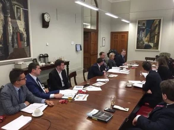 ukrayina-i-velika-britaniya-posilyat-spivpratsyu-v-oblasti-kiberbezpeki