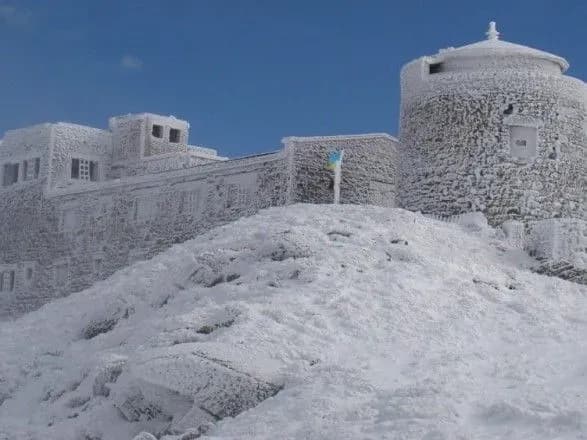 ryatuvalniki-znayshli-tilo-uzhgorodtsya-scho-pomer-u-karpatakh