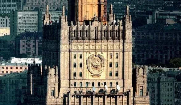 moskva-pro-visilku-diplomativ-nedruzhniy-krok-ne-proyde-bezslidno