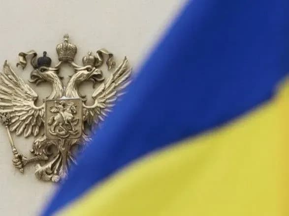 ukrayina-visilaye-13-rosiyskikh-diplomativ-poroshenko-dopovneno