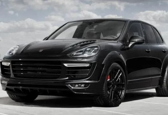 pravookhorontsi-likviduvali-kanal-vvezennya-elitnikh-avto-v-ukrayinu