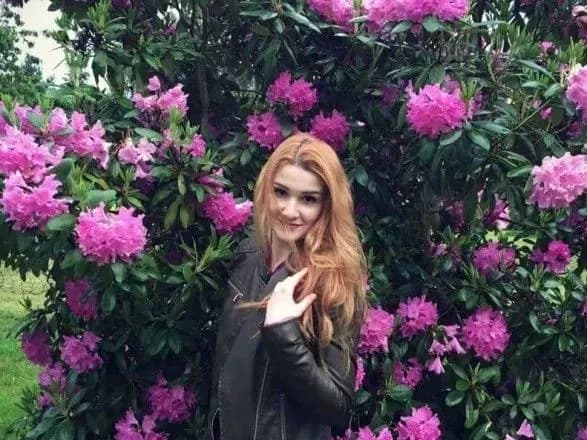 pomerla-studentka-stolichnogo-vnz-yaku-zbiv-posadovets-nabu