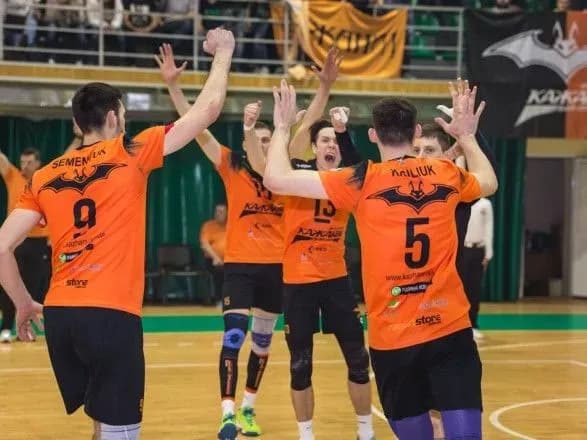 voleybolisti-barkom-kazhani-stali-chempionami-ukrayini