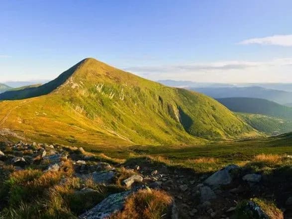 dorogoyu-na-goverlu-viyavili-tilo-inozemtsya