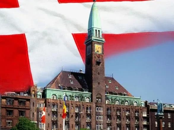 u-daniyi-podali-u-vidstavku-vidrazu-dva-ministri