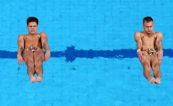 ukrayinski-stribuni-u-vodu-viboroli-medal-v-rosiyi