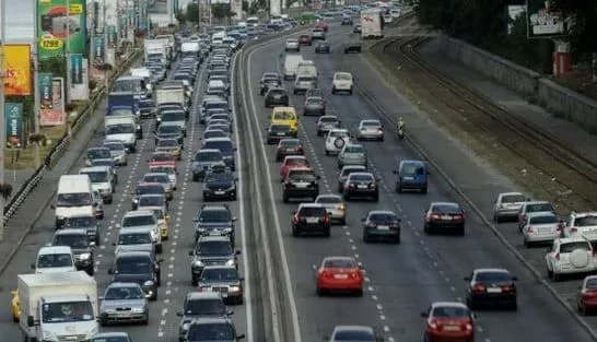 v-kiyevi-riven-zatoriv-dosyag-7-baliv