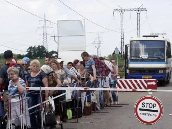 na-kpvv-maryinka-zatrimali-avto-yake-prikhovano-perevozilo-ponad-76-tisyach-dolariv