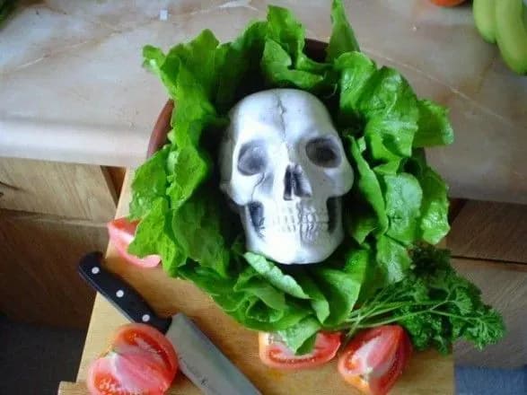 vid-neyakisnikh-produktiv-schorichno-pomiraye-3-tis-amerikantsiv-statistika