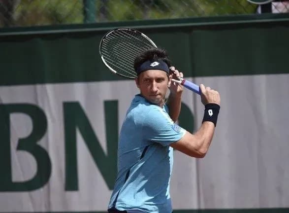 tenisist-stakhovskiy-z-peremogi-startuvav-na-rolan-garros