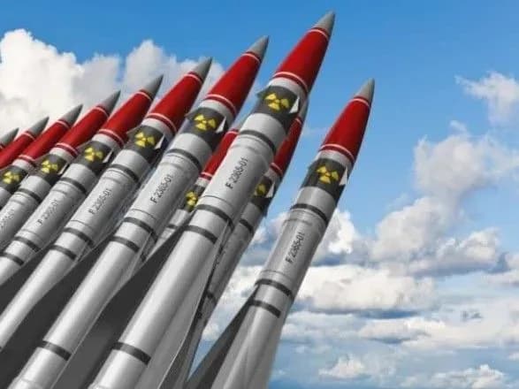 piloti-vps-ssha-scho-okhoronyali-yaderni-raketi-vzhivali-lsd-ap