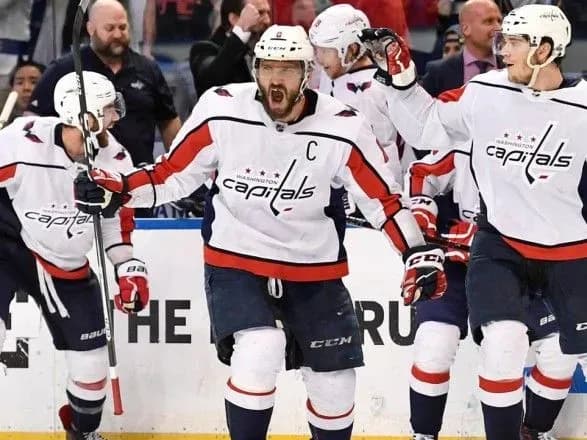 viznachilis-finalisti-pley-of-kubku-stenli