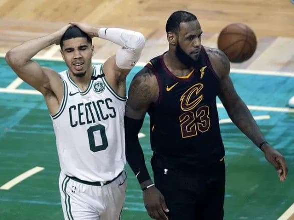 basketbolisti-klivlenda-vchetverte-pospil-viyshli-u-final-nba