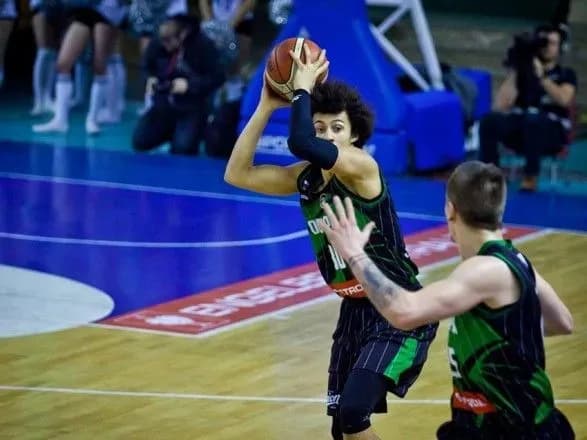 ukrayinskiy-basketbolist-stav-chempionom-sloveniyi